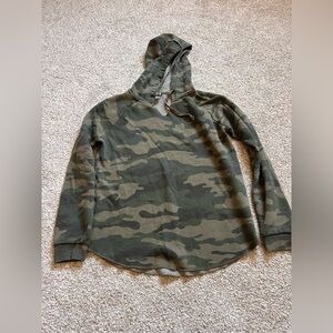Camo Pullover